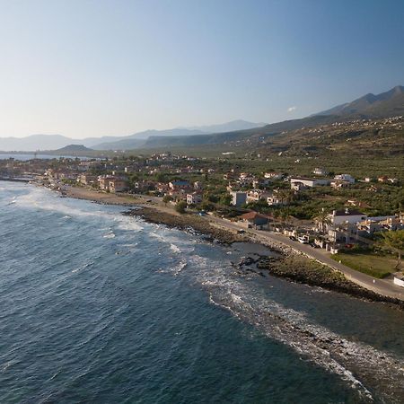Pleiades Seaside Residences In Mani Агиос-Николаос Экстерьер фото