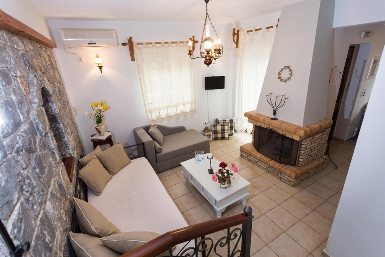 Pleiades Seaside Residences In Mani Агиос-Николаос Номер фото