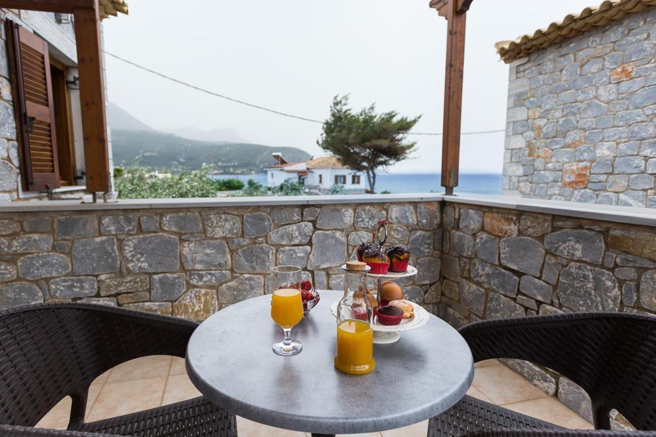 Pleiades Seaside Residences In Mani Агиос-Николаос Номер фото