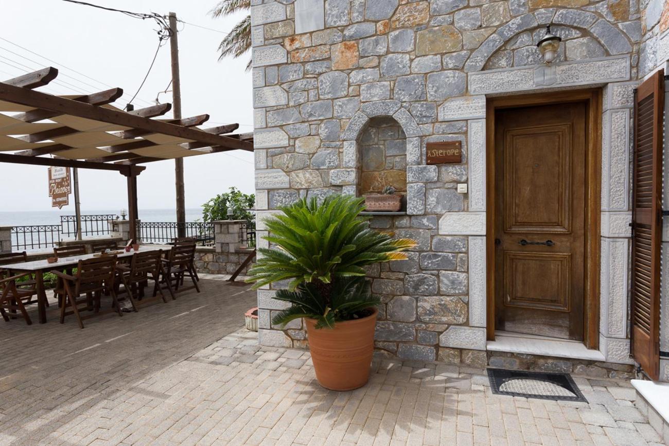 Pleiades Seaside Residences In Mani Агиос-Николаос Номер фото